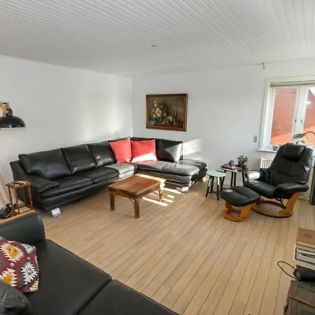Dejlig Helarshus I 2 Etager I Med Klitudsigt Sj62
