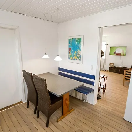 Dejlig Helarshus I 2 Etager I Med Klitudsigt Sj62 *