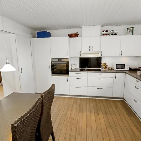 Dejlig Helarshus I 2 Etager I Med Klitudsigt Sj62 * Thyborøn